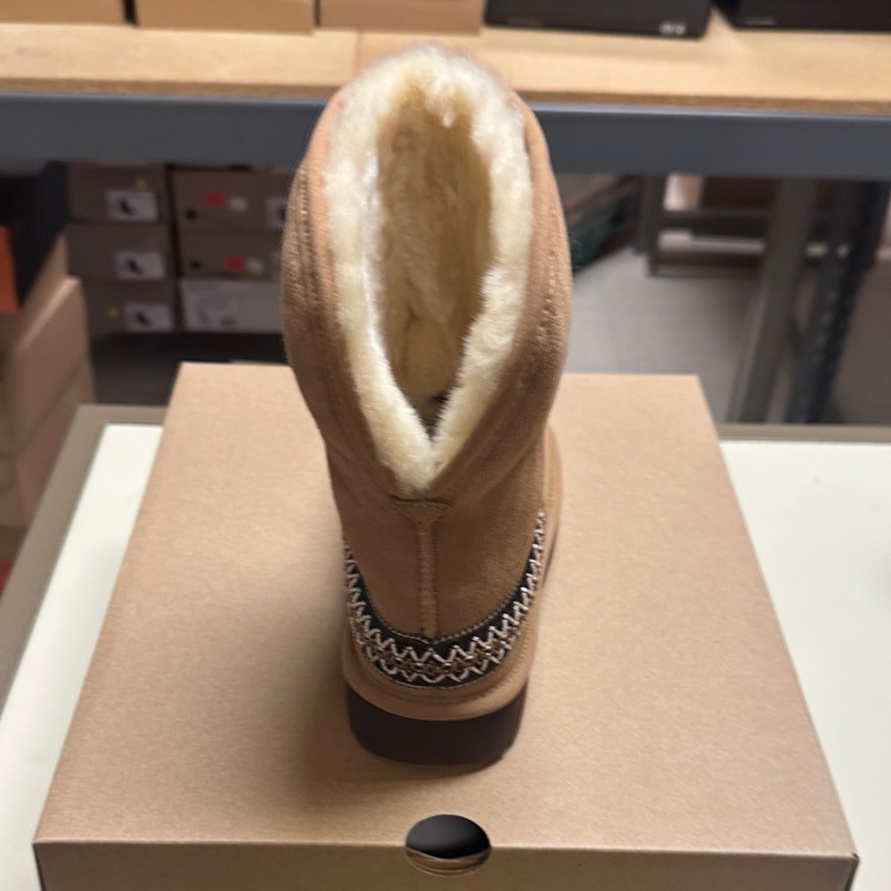 UGG Women’s Classic Short Crescent Chestnut Suede Boots with Shearling Lining - Picture 7 of 13